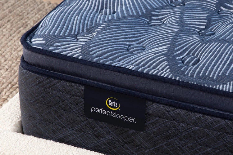 Serta Perfect Sleeper mattress close-up